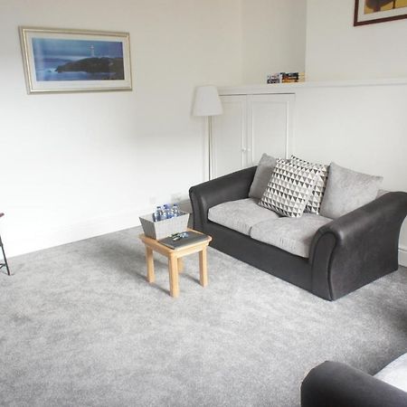 Flat 2 Opposite Travel Lodge Colwyn Bay Eksteriør bilde