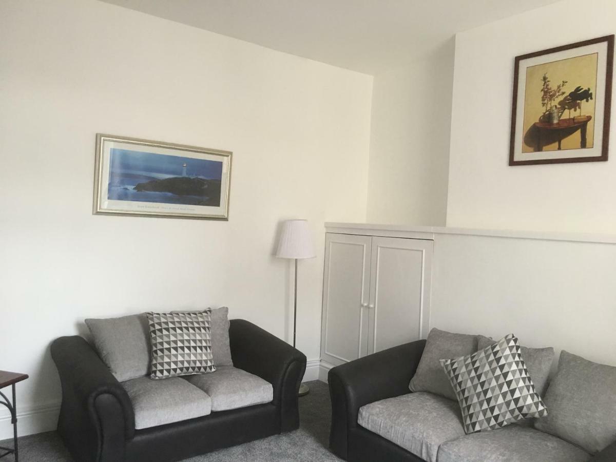 Flat 2 Opposite Travel Lodge Colwyn Bay Eksteriør bilde