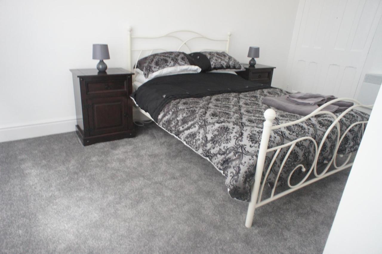 Flat 2 Opposite Travel Lodge Colwyn Bay Eksteriør bilde