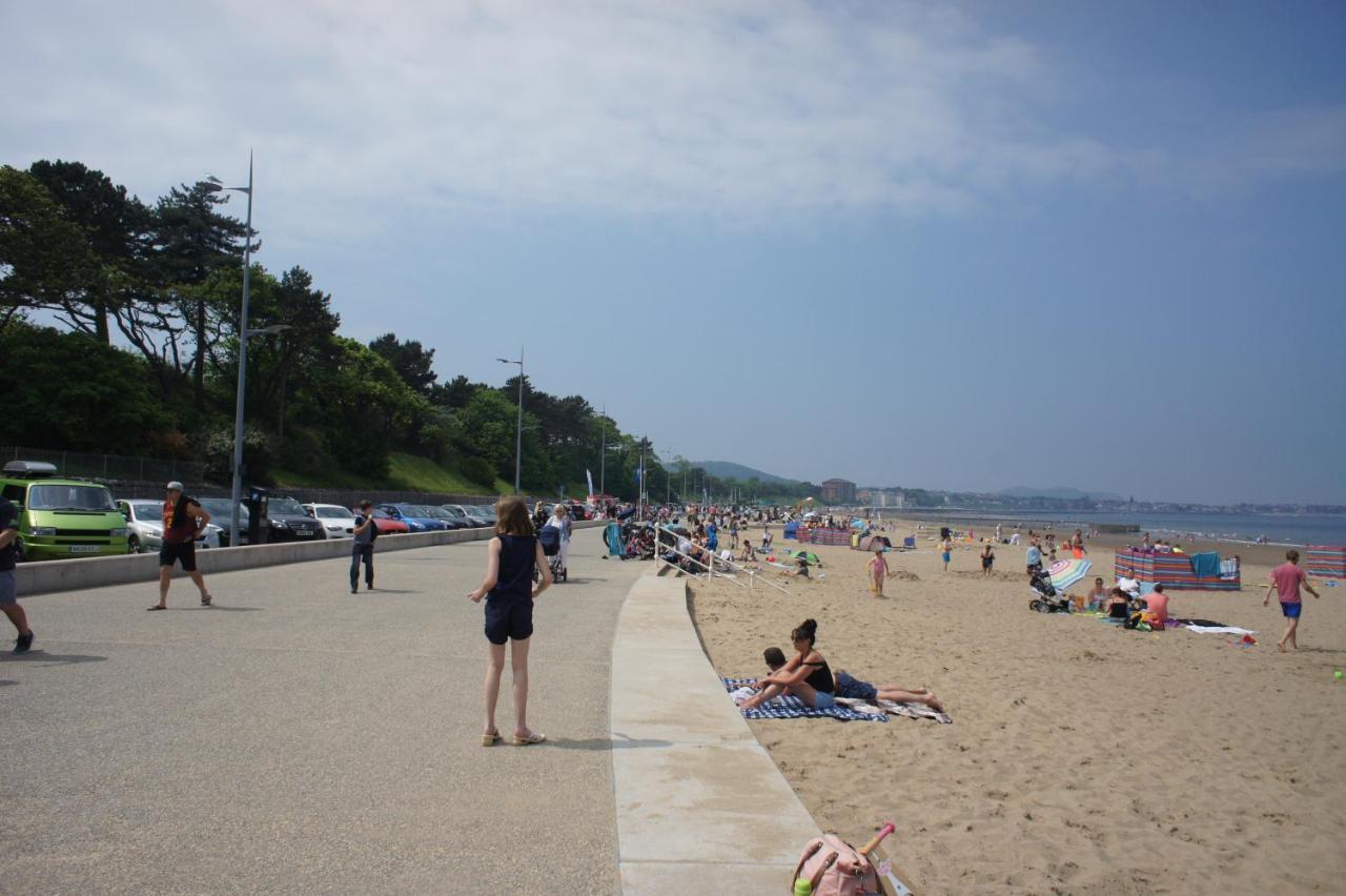 Flat 2 Opposite Travel Lodge Colwyn Bay Eksteriør bilde